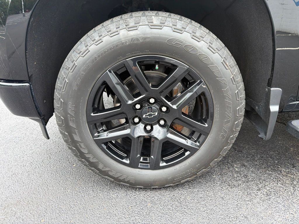 Thumbnail: 2024 Chevrolet Silverado 1500 - 10