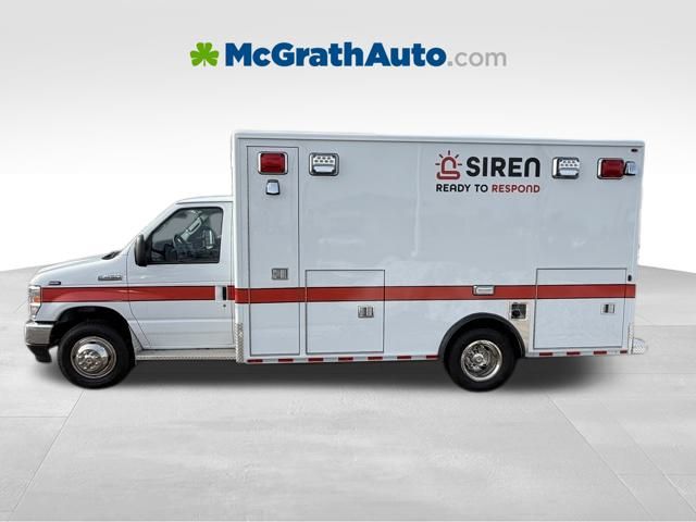 New 2026 White Ford Base image 3