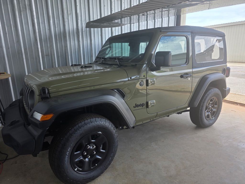 41 2025 Jeep Wrangler SUV / Crossover Four-Wheel Drive 6-Speed Manual
