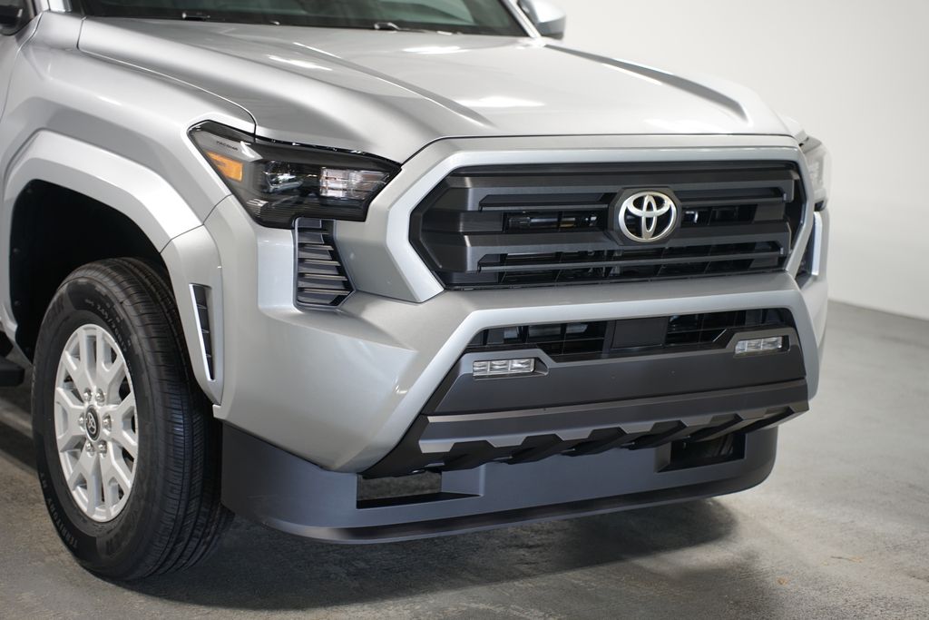 Thumbnail: 2025 Toyota Tacoma - 4