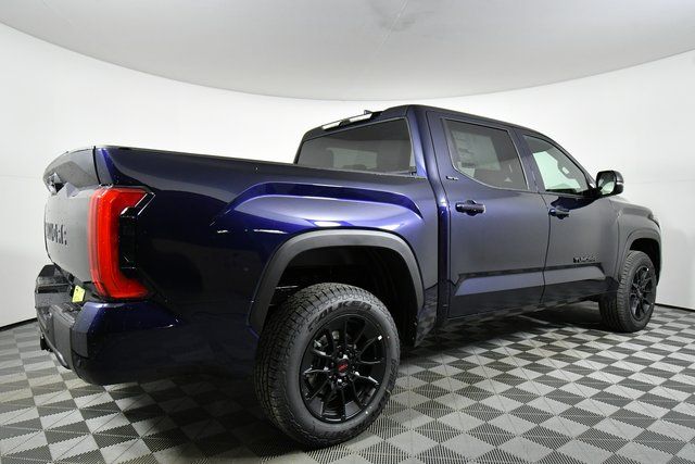 2026 Toyota Tundra SR5 - Photo 10