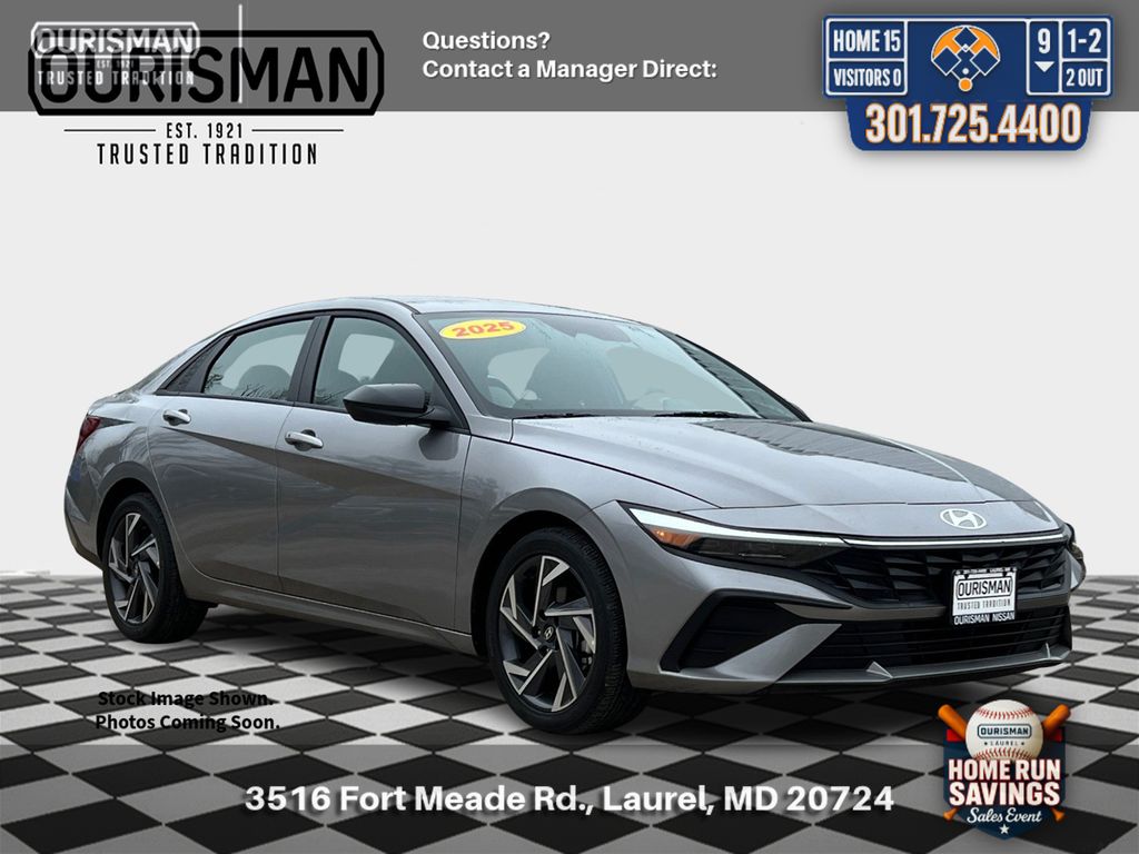 Fluid Metal 2025 Hyundai Elantra SEL Sport FWD Sedan Front-Wheel Drive Continuously Variable Transmission