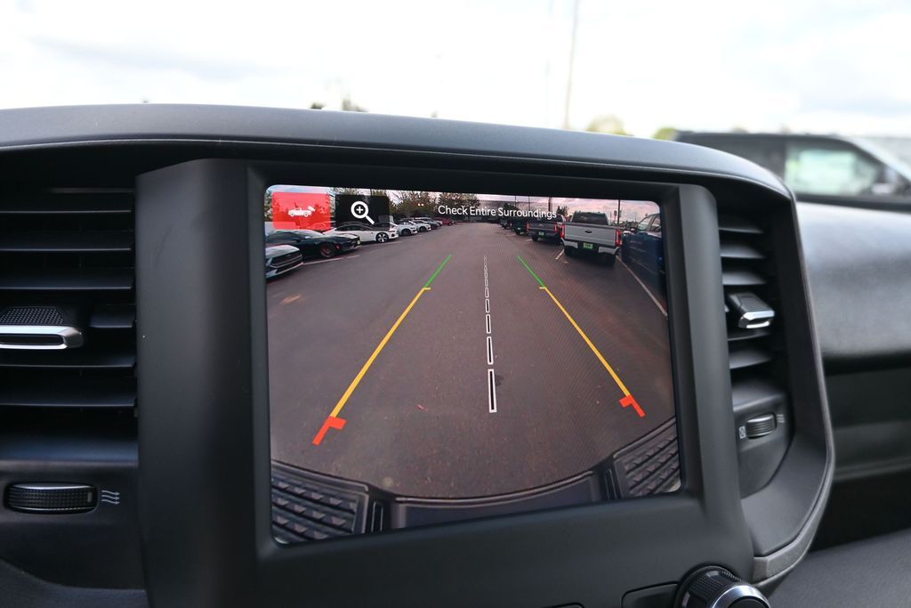 2024 Ram 2500 Tradesman Crew Cab 4x4 8' Box