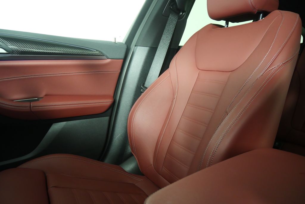 Thumbnail: 2023 BMW X4 - 29