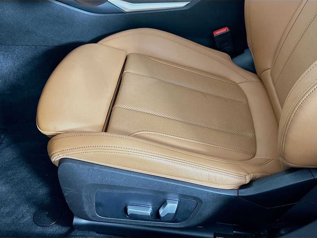 Thumbnail: 2022 BMW 3 Series - 20