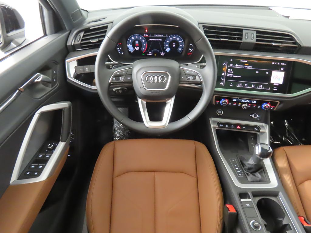 2024 Audi Q3  13