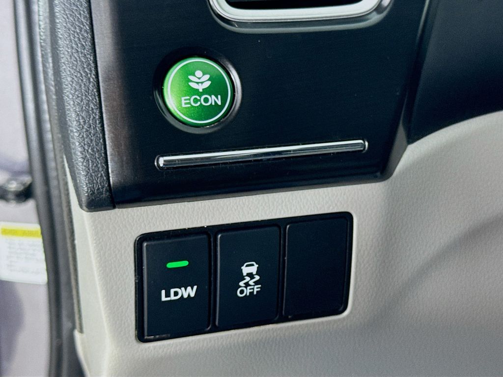 Used Car 2014 Honda Civic  Hybrid For Sale Under $12,000 In Austin, Texas