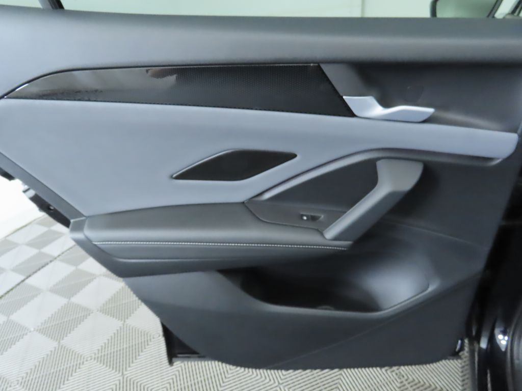 Thumbnail: 2025 Volkswagen Tiguan - 27