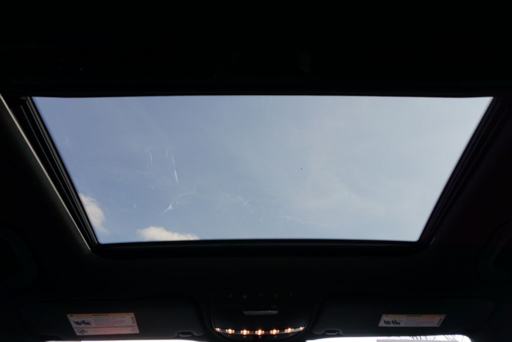 Thumbnail: 2021 Mercedes-Benz GLC - 16