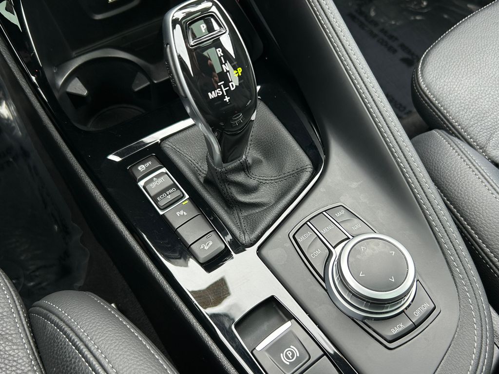 2022 BMW X2 M35i 27