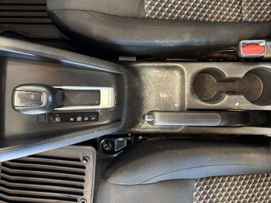 2022 Nissan Versa 1.6 S