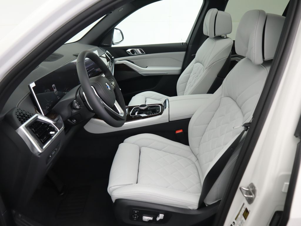Thumbnail: 2026 BMW X5 - 20
