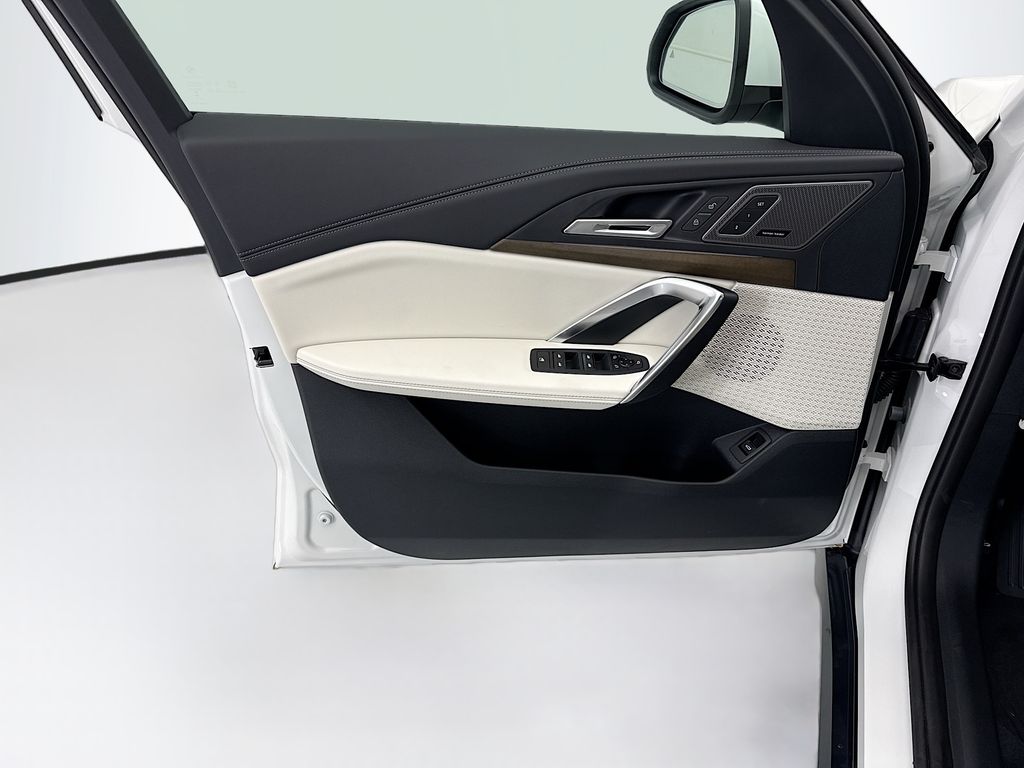 Thumbnail: 2026 BMW X1 - 22