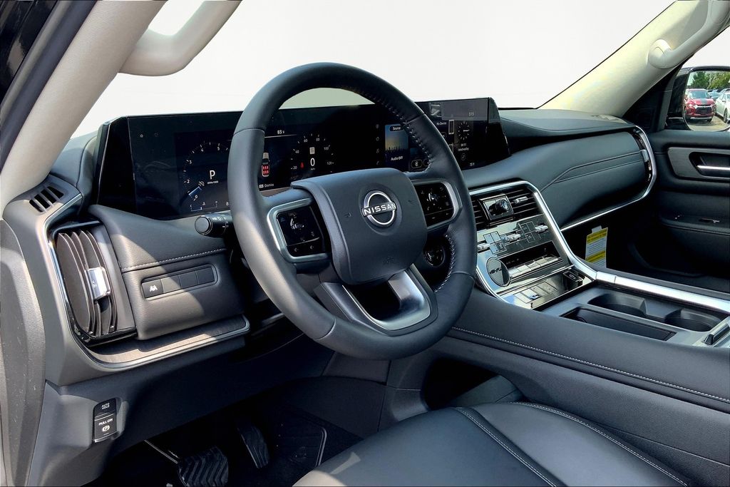 2025 Nissan Armada SV - Photo 8