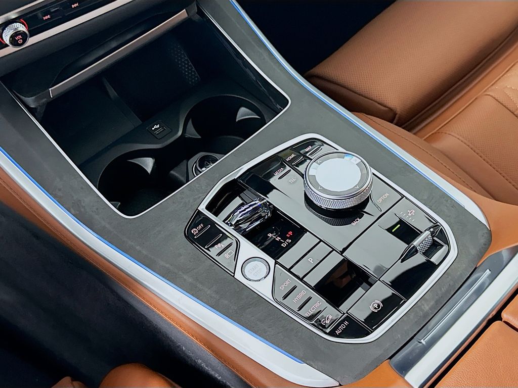 Thumbnail: 2026 BMW X5 - 15