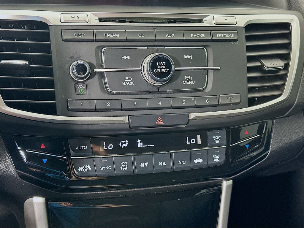 Thumbnail: 2016 Honda Accord - 15
