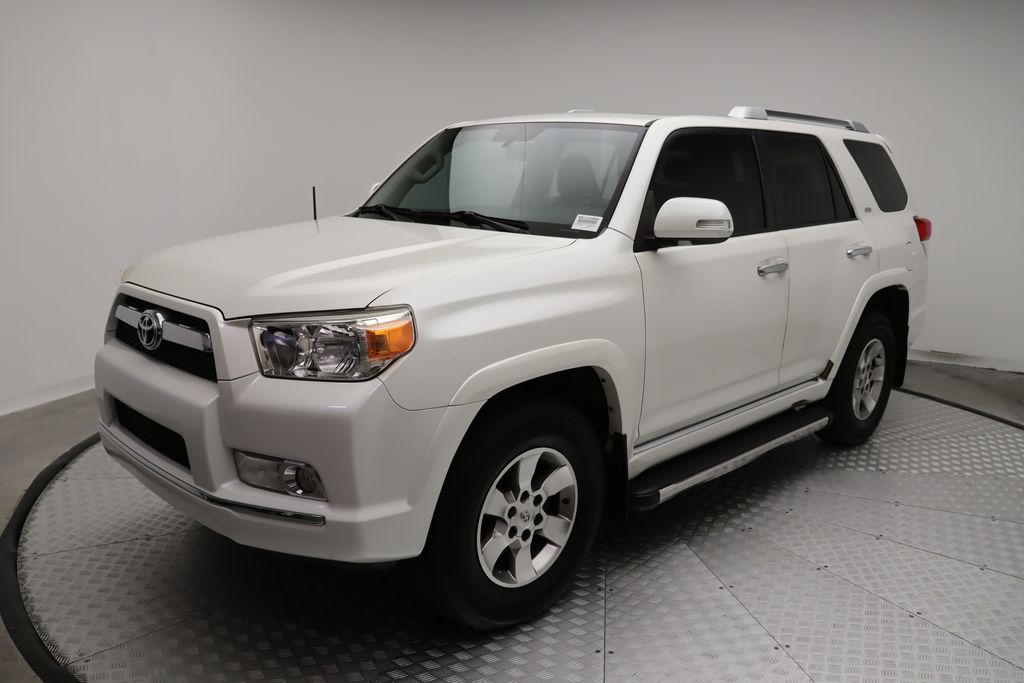 2013 Toyota 4Runner SR5 Hero Image