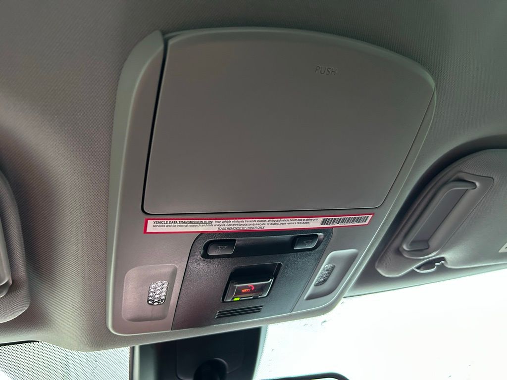 Thumbnail: 2023 Toyota Camry - 28