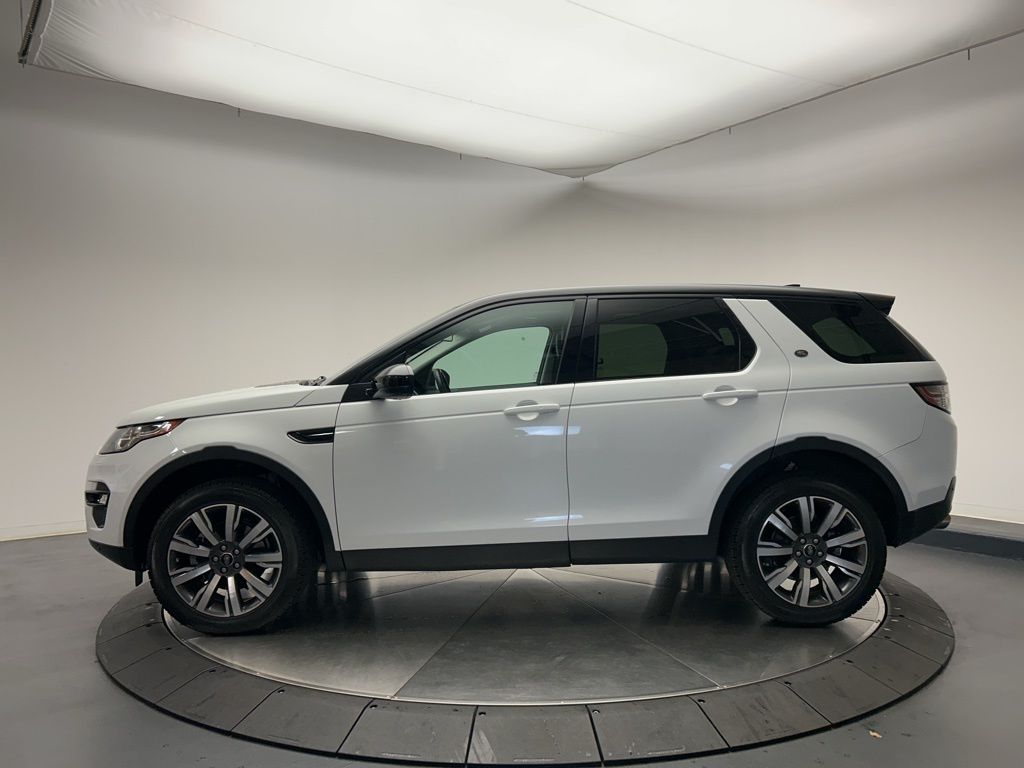 Thumbnail: 2019 Land Rover Discovery Sport - 2