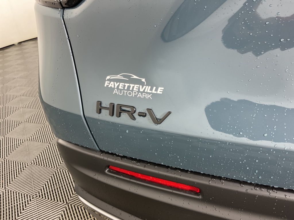 Thumbnail: 2026 Honda HR-V - 18