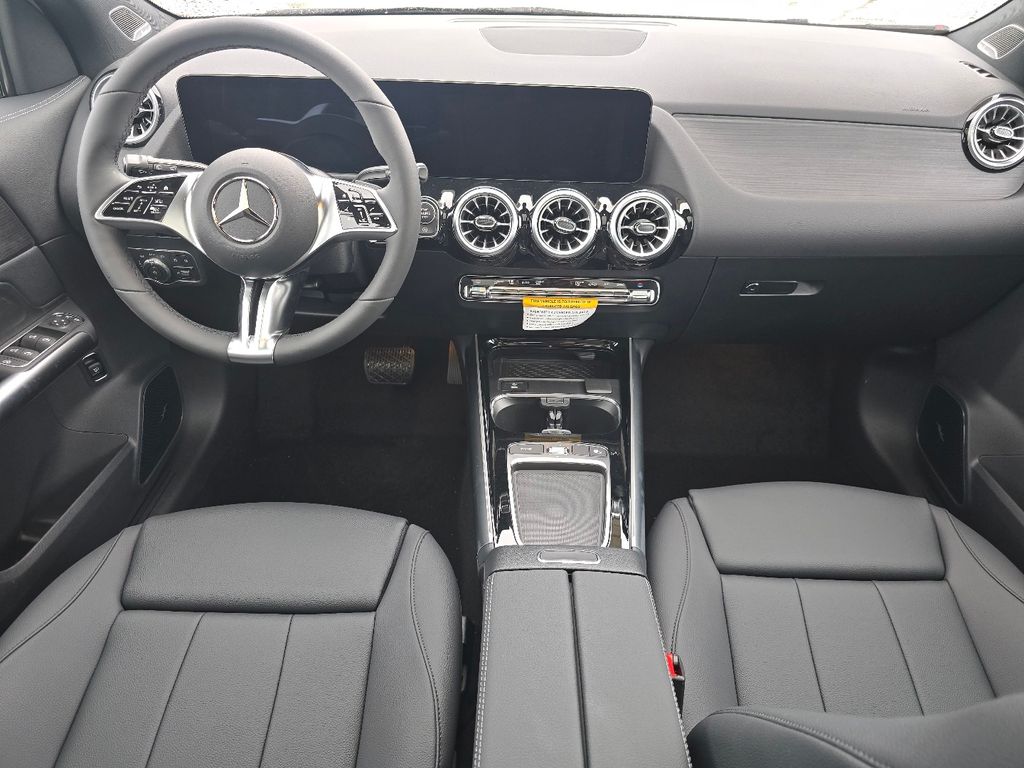New 2026 White Mercedes-Benz GLA 250 image 22