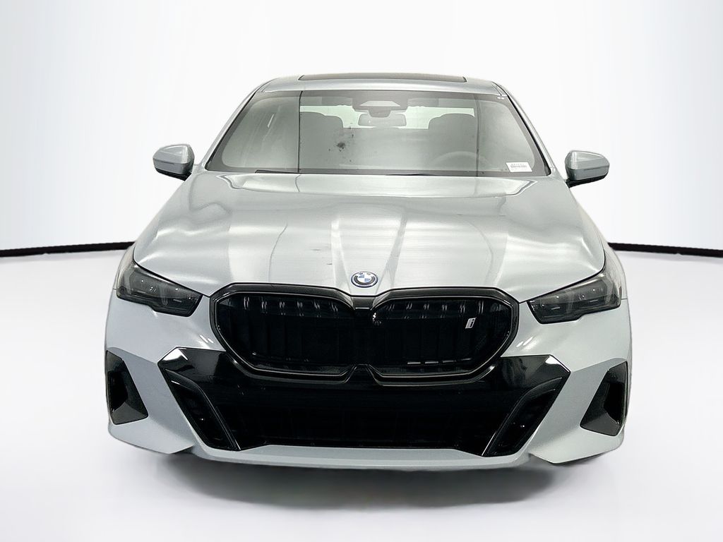 Thumbnail: 2026 BMW i5 - 2