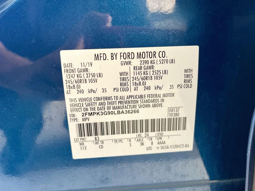Used 2020 Blue Ford SE image 33