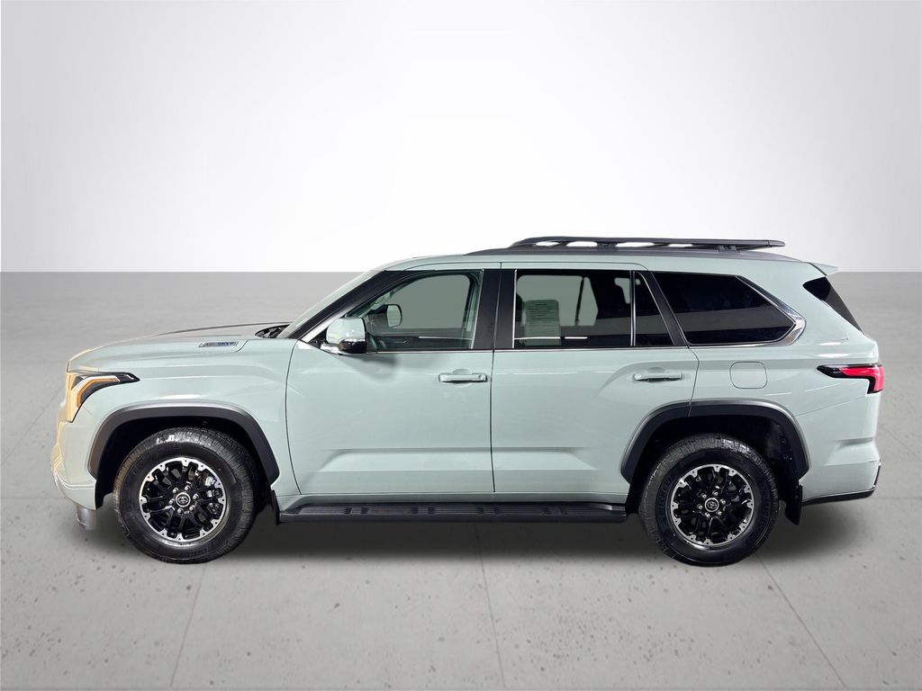 2024 Toyota Sequoia SR5