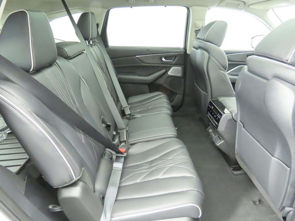 Thumbnail: 2026 Acura MDX - 23