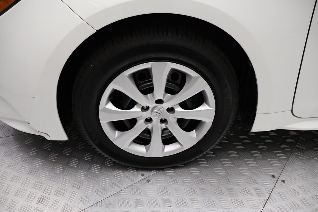 Thumbnail: 2023 Toyota Corolla - 4