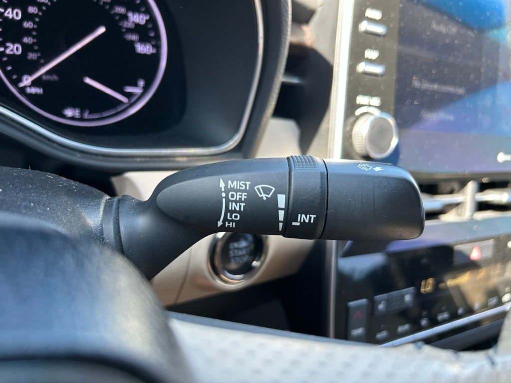 Thumbnail: 2019 Toyota Avalon - 22