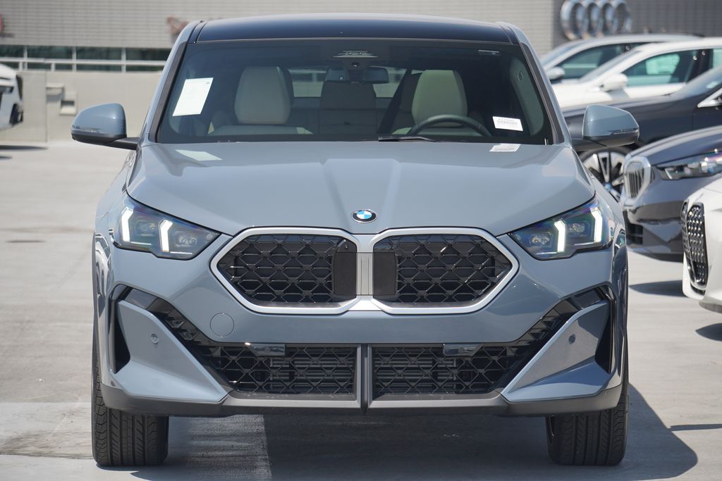 2025 BMW X2 xDrive28i 2