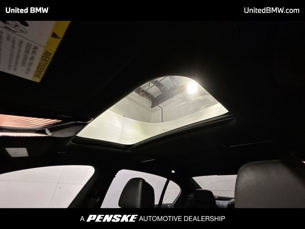 Thumbnail: 2022 BMW 7 Series - 20