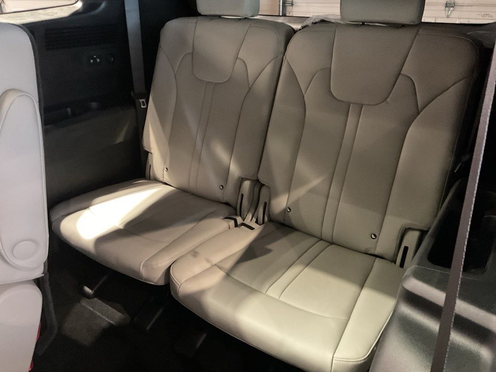 New 2026 Beige Kia SX Prestige image 24