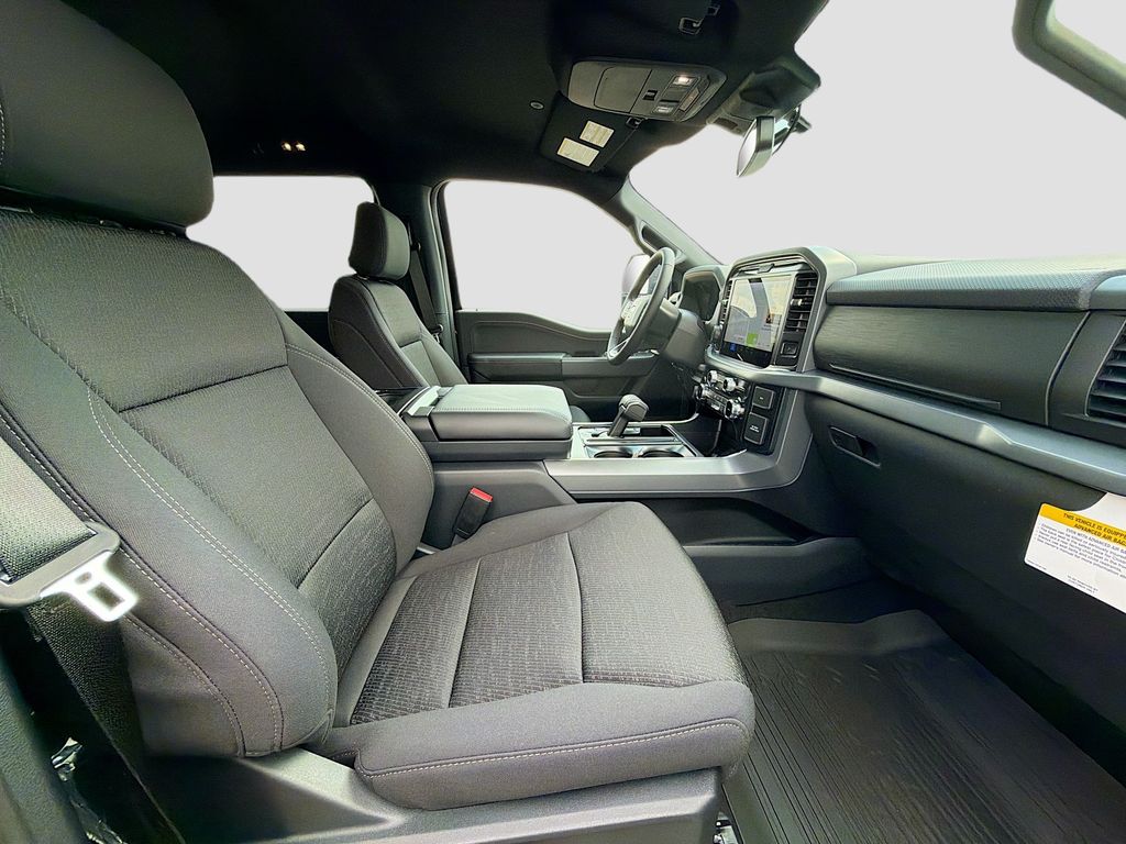 2026 Ford F-150 XLT - Photo 30