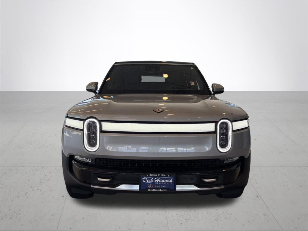 2024 Rivian R1S Adventure
