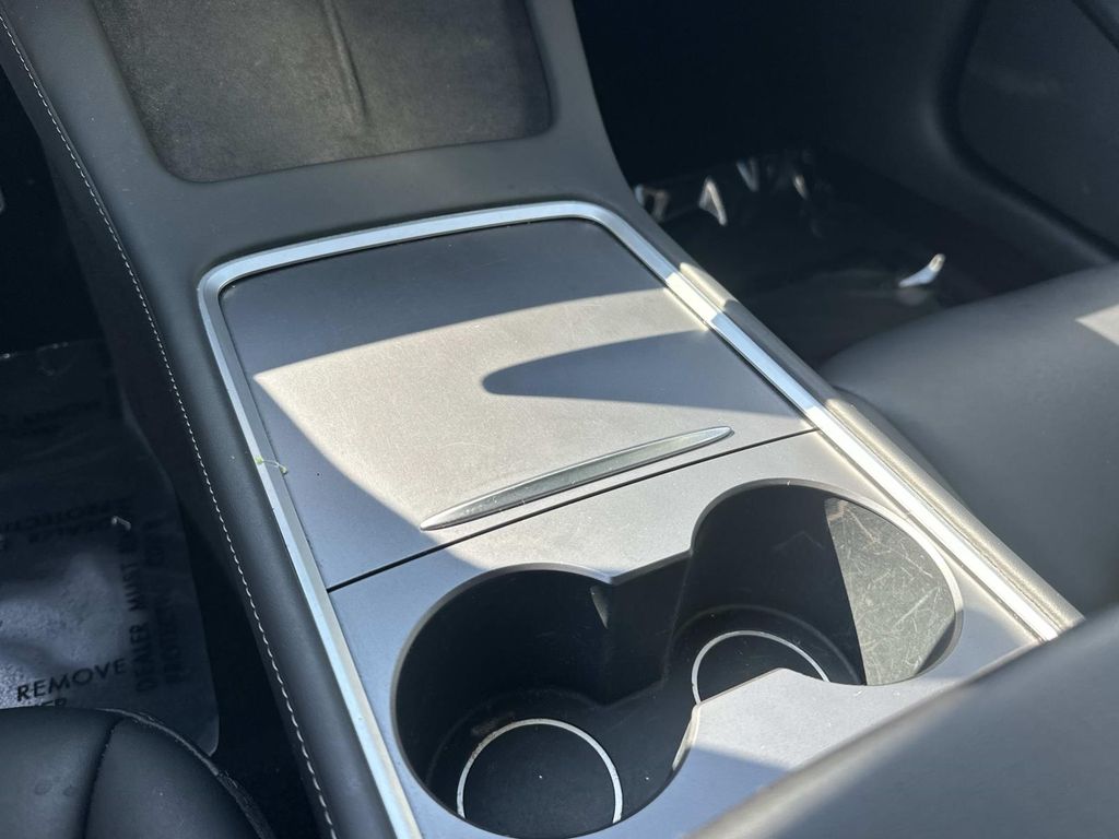 Thumbnail: 2023 Tesla Model 3 - 25