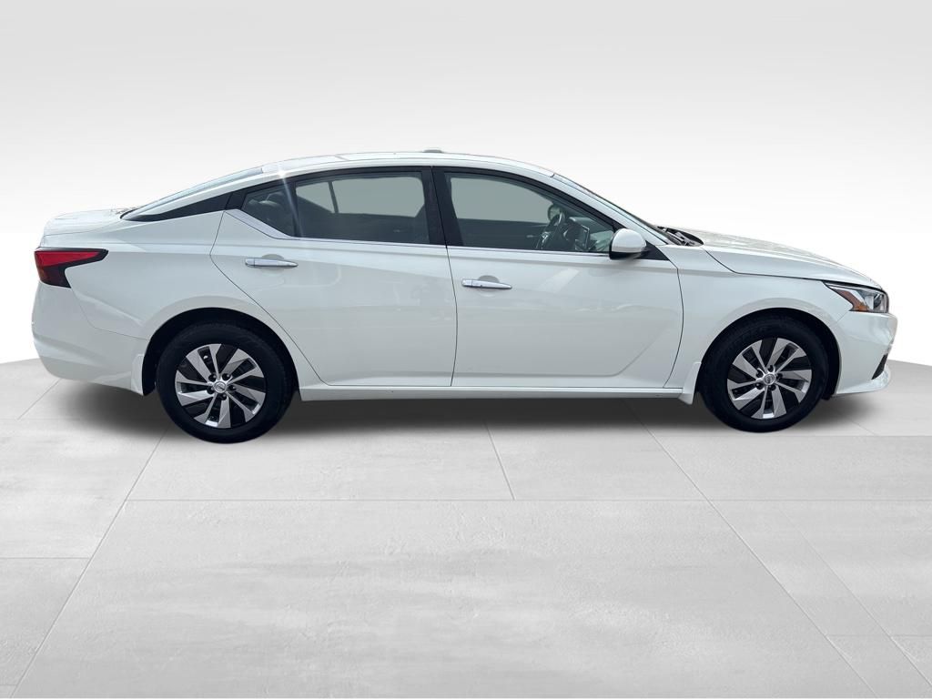 Used 2020 Nissan Altima Sedan