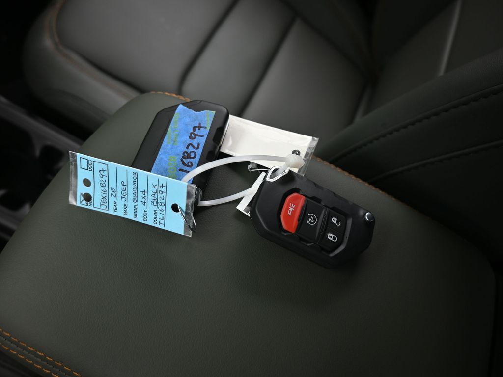 New 2026 black clearcoat Jeep Mojave image 16