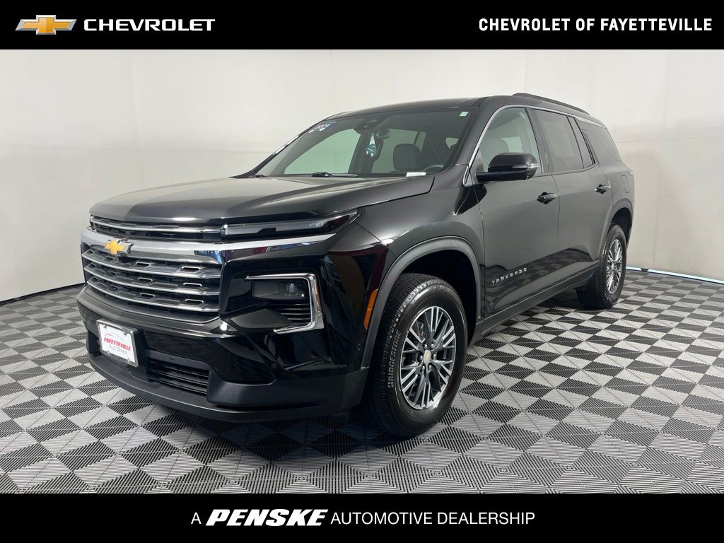 Mosaic Black Metallic 2024 Chevrolet Traverse SUV / Crossover Front-Wheel Drive 8-Speed Automatic