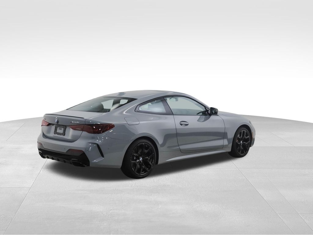Thumbnail: 2026 BMW 4 Series - 5