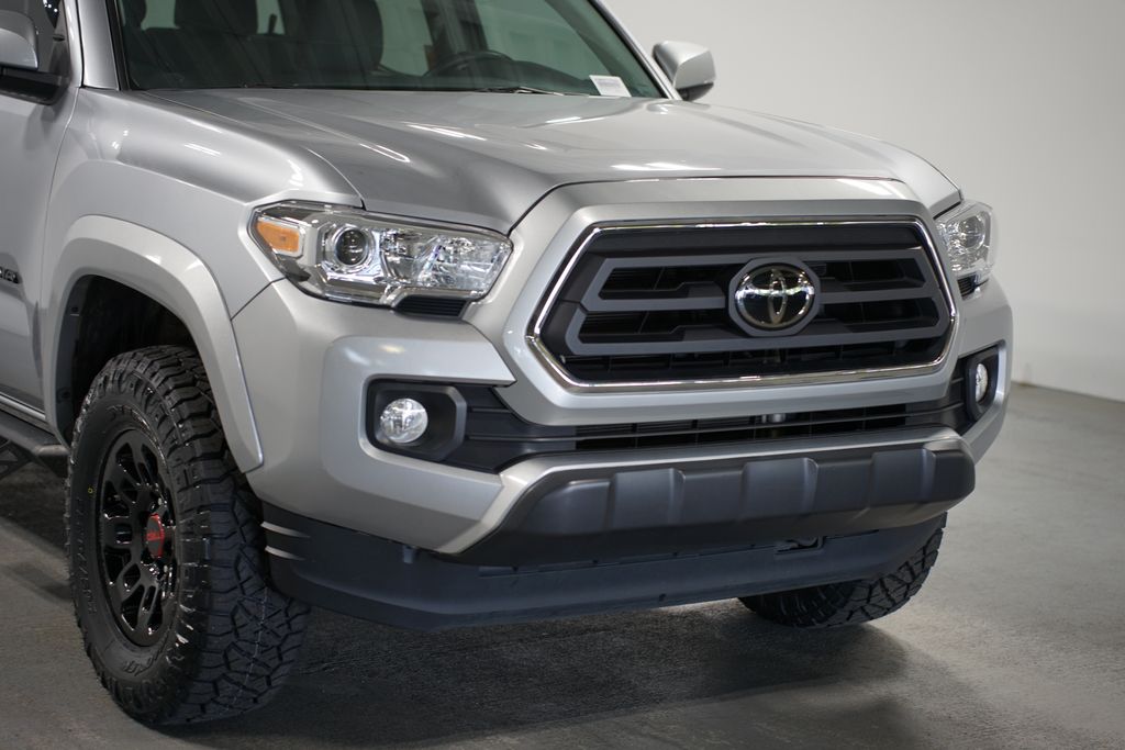 2022 Toyota Tacoma SR5 4