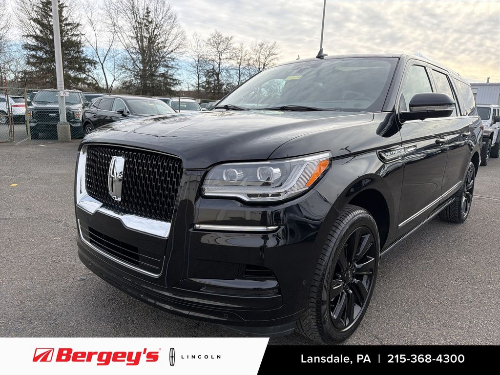2022 Lincoln Navigator L Reserve 4WD