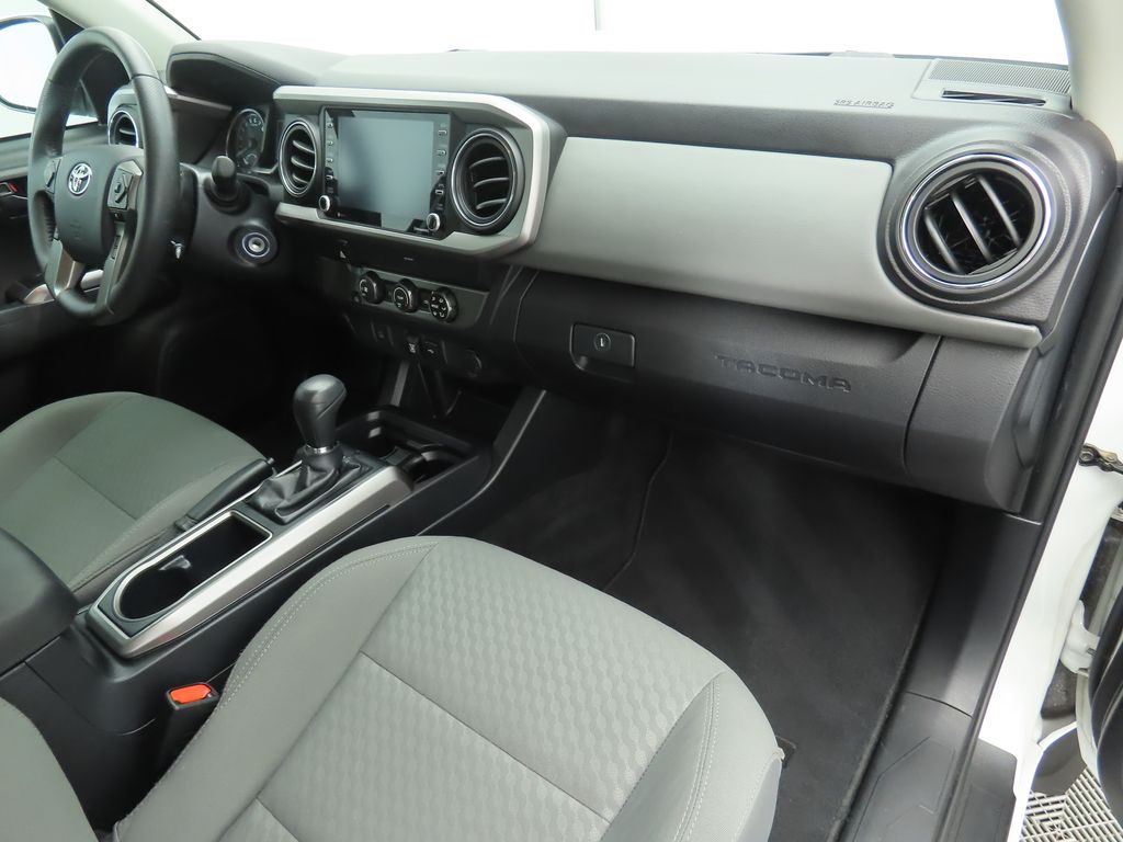2020 Toyota Tacoma SR5 20
