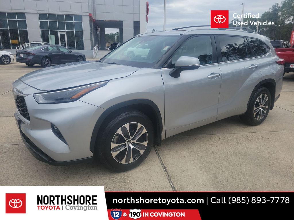 2023 Toyota Highlander XLE FWD