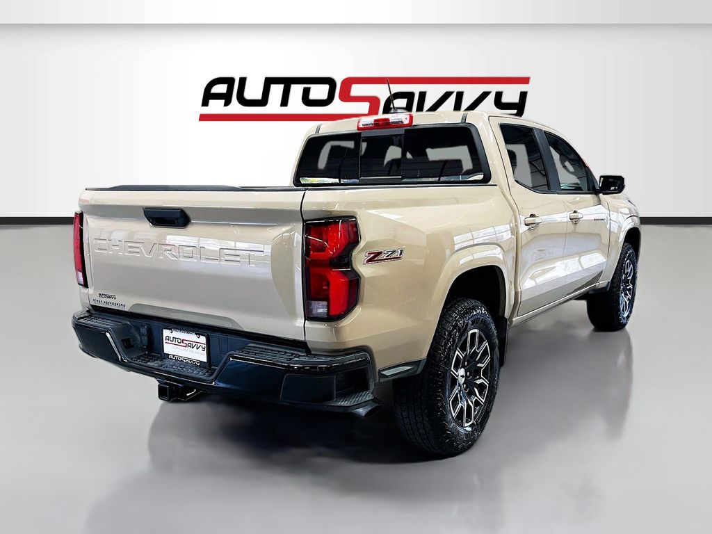 Used 2024 Sand Dune Metallic Chevrolet Z71 image 7