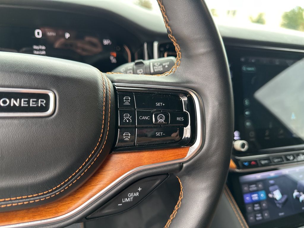 Used Car 2022 Jeep Grand Wagoneer  Series Iii For Sale Under $60,000 In Austin, Texas