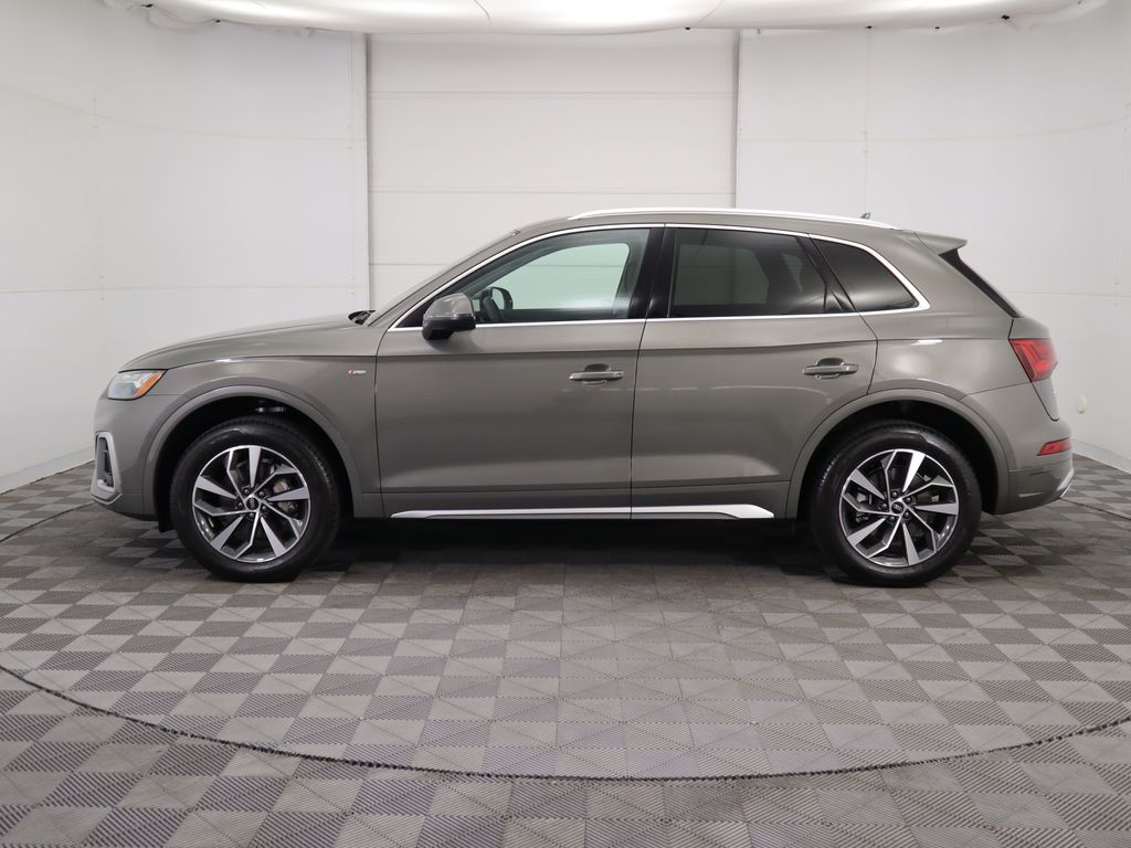 Thumbnail: 2025 Audi Q5 - 8