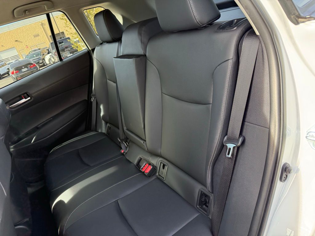 Thumbnail: 2023 Toyota Corolla Cross - 22