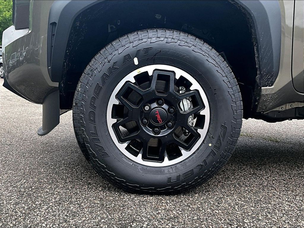 2026 Toyota Tacoma Hybrid — photo 8